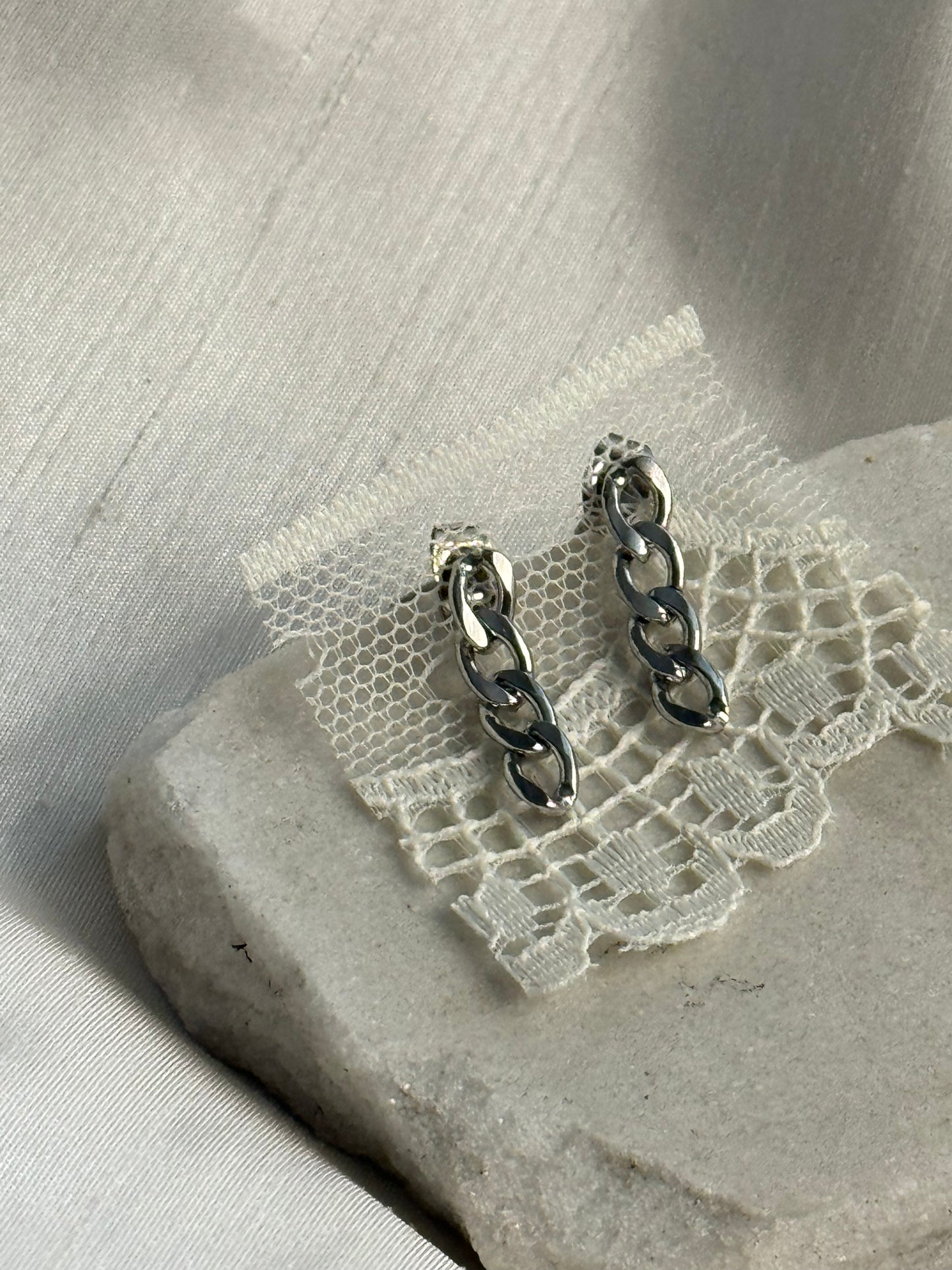 Curb Chain Earring